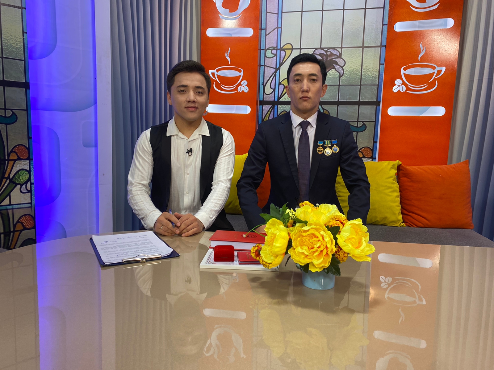 Live &quot;Tan nura&quot;_TV channel &quot;Kazakhstan-Shymkent Ontustik&quot;